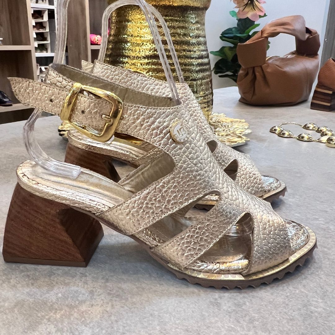 SANDALIA PAULA 5.5 STORE - CUERO DORADO