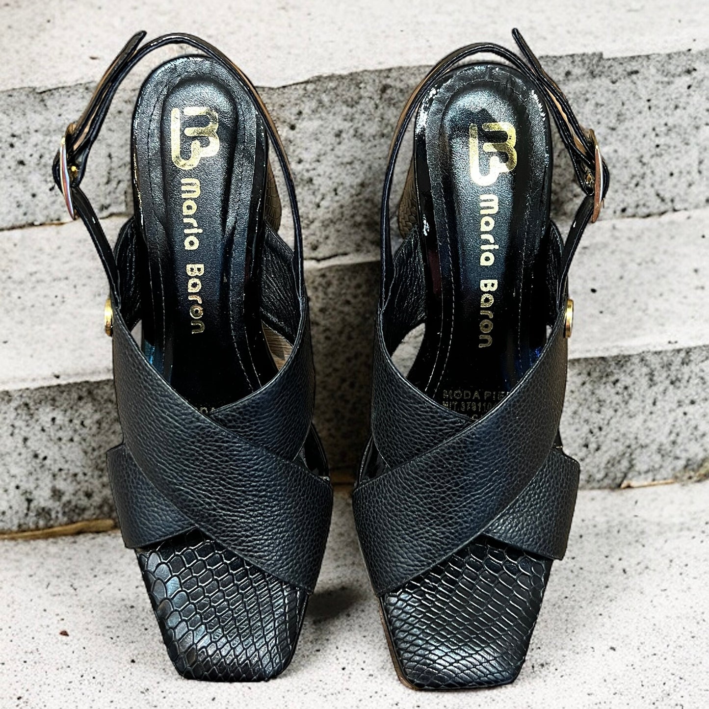 SANDALIA AITANA 7.5 STORE - CUERO NEGRO