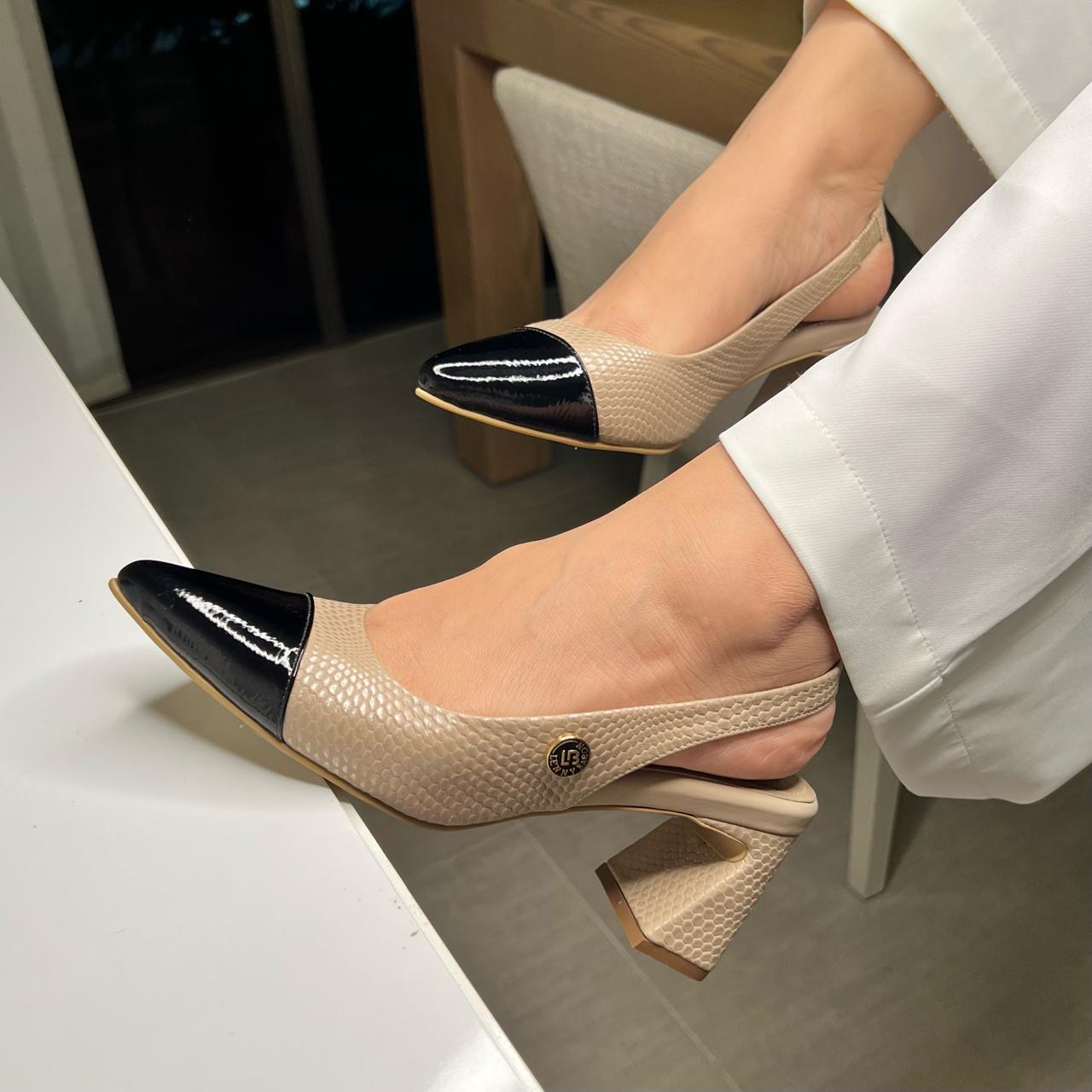STILETTO MELISSA 5.5 CUERO BEIGE X CUERO CHAROL NEGRO