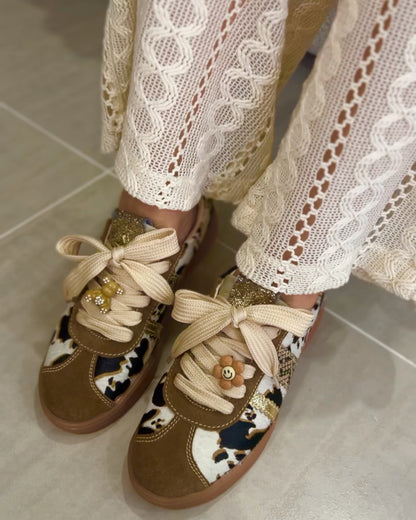 TENNIS VALENTINA AZUL Y MIEL * PRINT - CUERO STORE NEW 2025