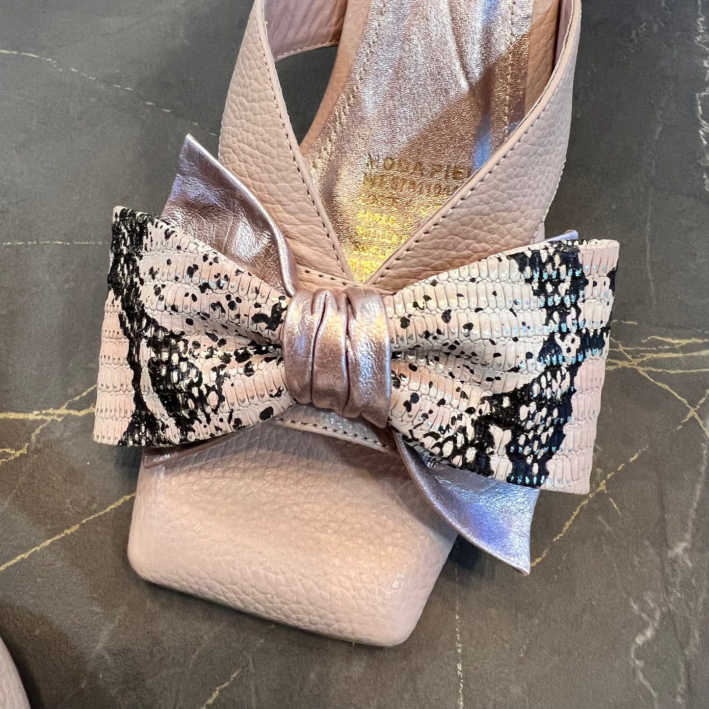 SANDALIA PRETTY 5.5 STORE - CUERO NUDE * PITON NUDE