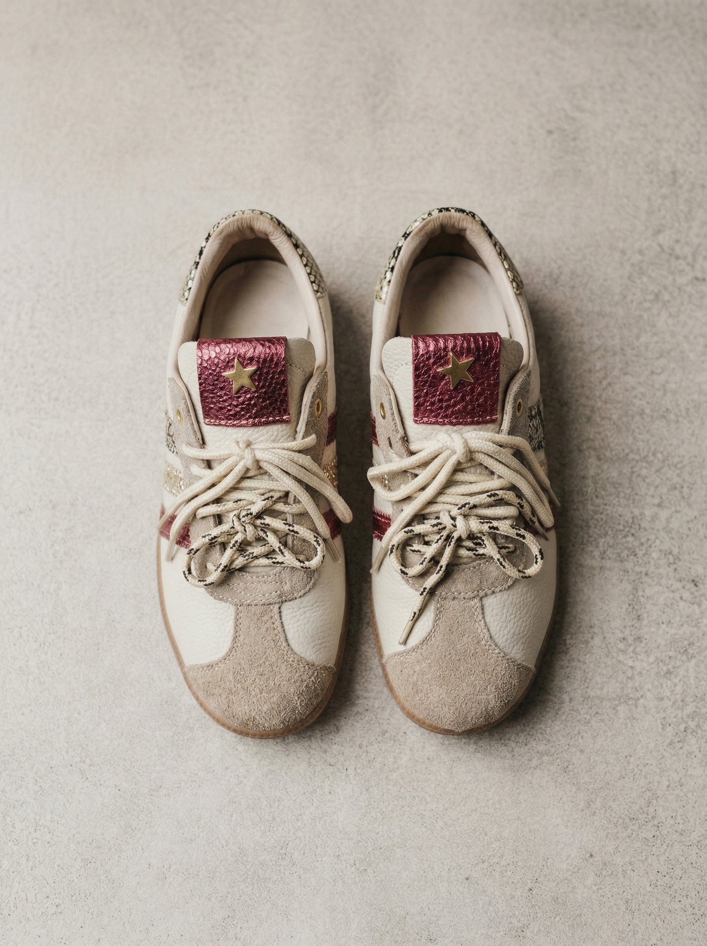 SNEAKERS VICTORIA  NEW 2026 STORE